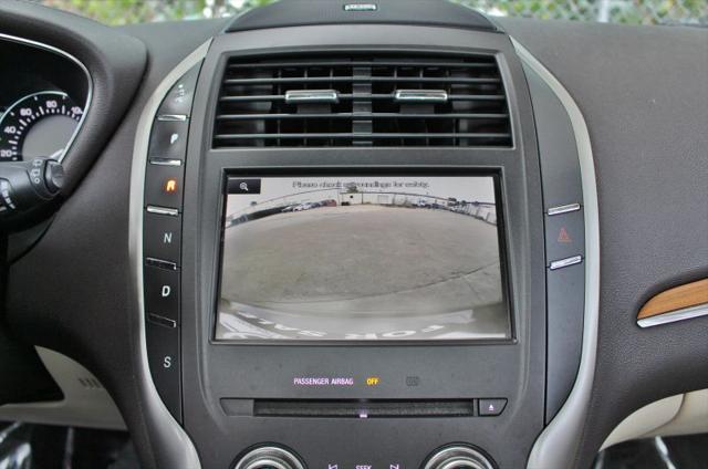 2015 Lincoln MKC Base