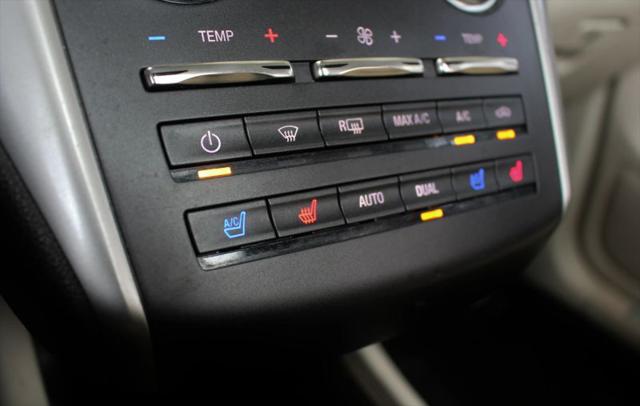 2015 Lincoln MKC Base