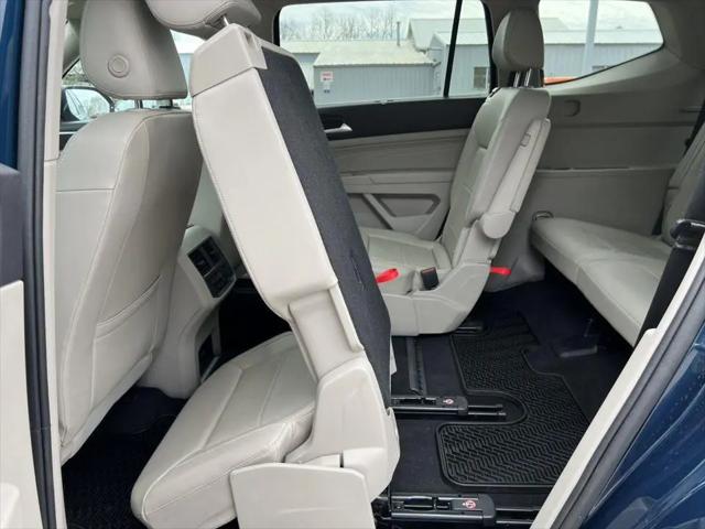 2022 Volkswagen Atlas 3.6L V6 SEL R-Line