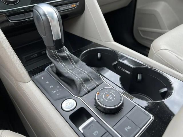 2022 Volkswagen Atlas 3.6L V6 SEL R-Line
