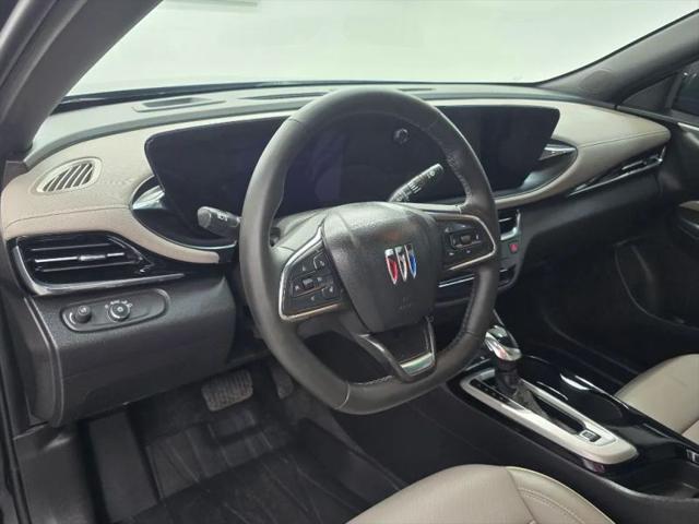 2025 Buick NV Avenir FWD