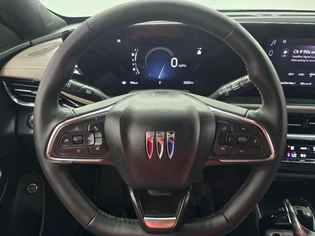 2025 Buick NV Avenir FWD