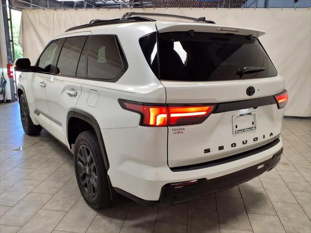 2025 Toyota Sequoia SR5