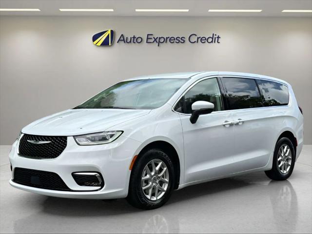 2023 Chrysler Pacifica Touring L for sale in Plantation, FL