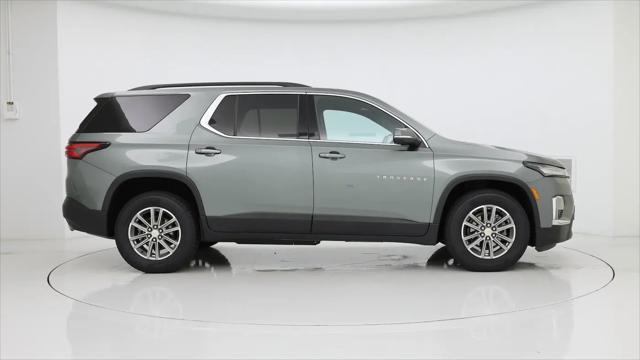 2023 Chevrolet Traverse AWD LT Cloth