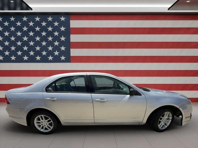 2010 Ford Fusion S