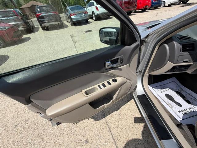 2010 Ford Fusion S