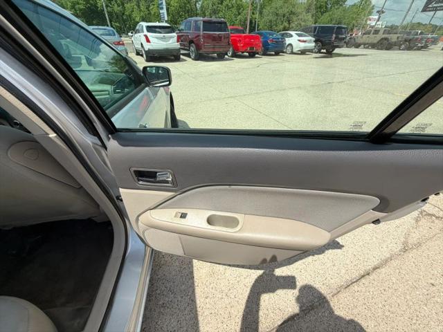 2010 Ford Fusion S