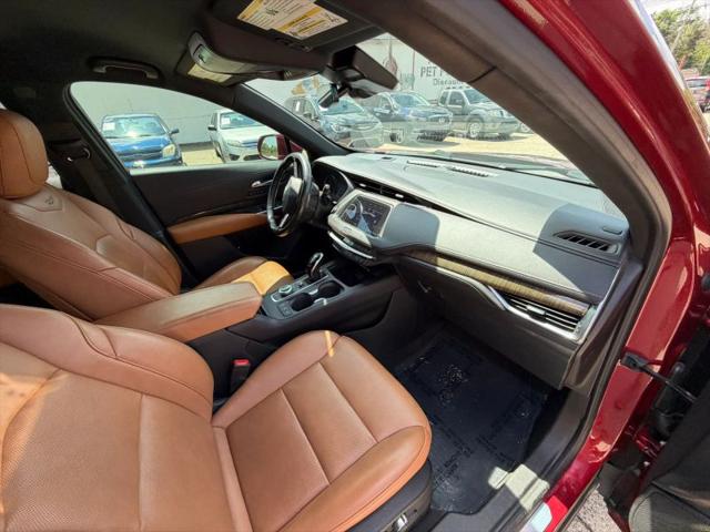 2020 Cadillac XT4 FWD Premium Luxury
