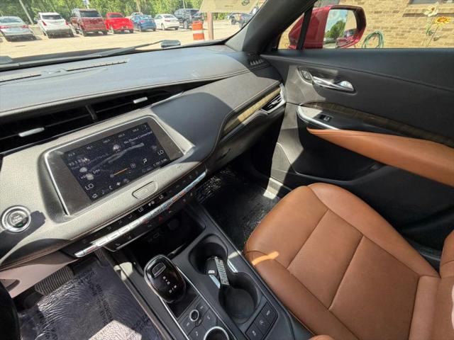 2020 Cadillac XT4 FWD Premium Luxury