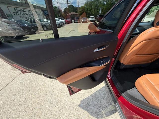 2020 Cadillac XT4 FWD Premium Luxury