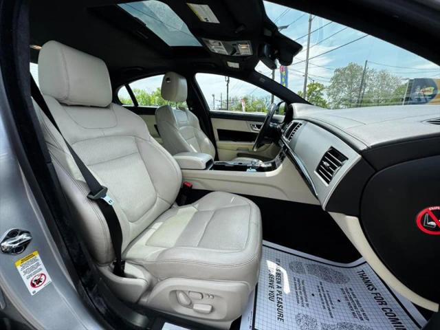 2012 Jaguar XF Portfolio