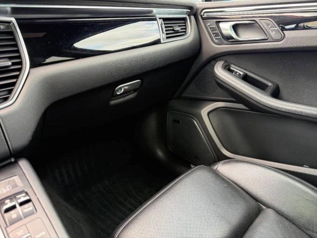 2016 Porsche Macan S