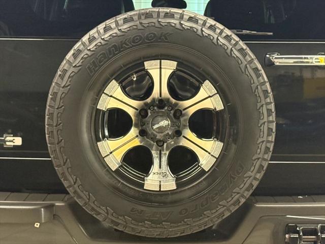 2006 HUMMER H3 Base