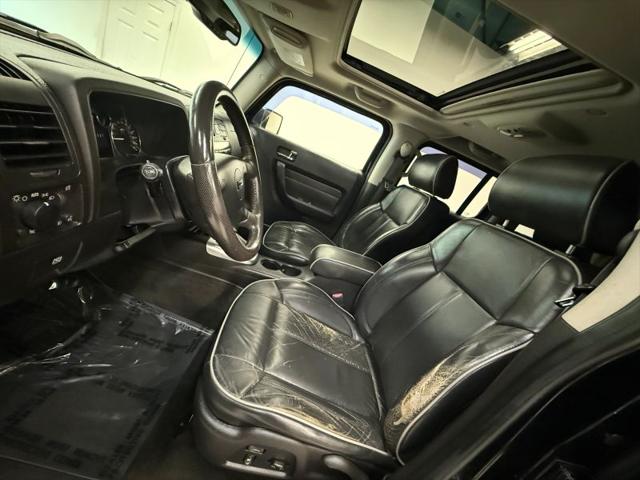2006 HUMMER H3 Base