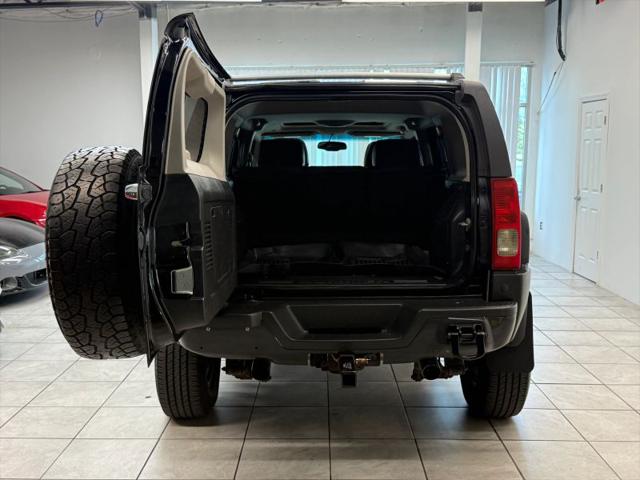 2006 HUMMER H3 Base