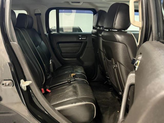 2006 HUMMER H3 Base