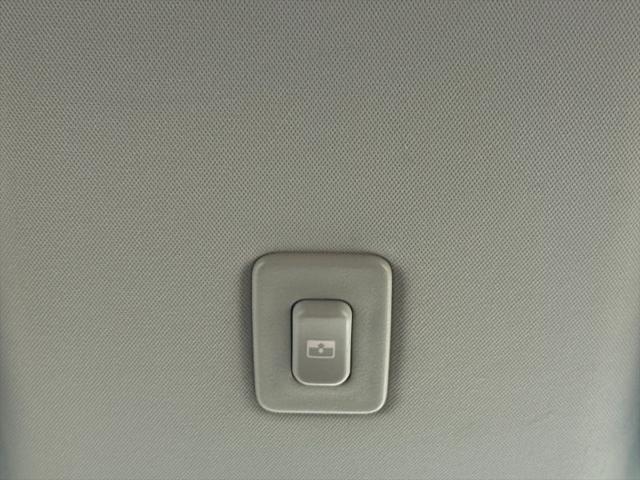 2006 HUMMER H3 Base