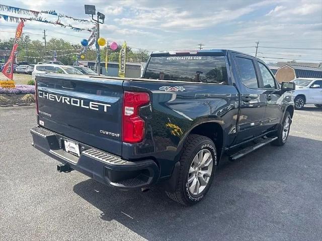 2020 Chevrolet Silverado 1500 4WD Crew Cab Short Bed Custom