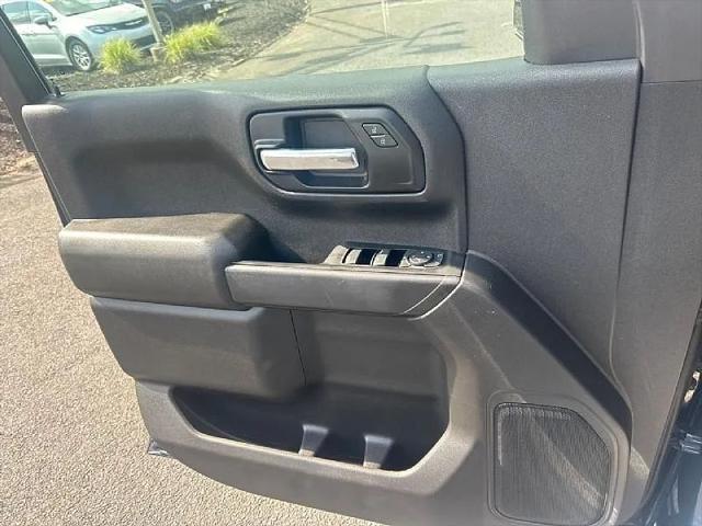 2020 Chevrolet Silverado 1500 4WD Crew Cab Short Bed Custom