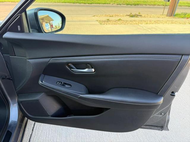 2021 Nissan Sentra SV Xtronic CVT