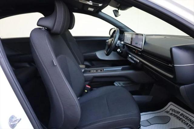 2024 Hyundai IONIQ 6 SE