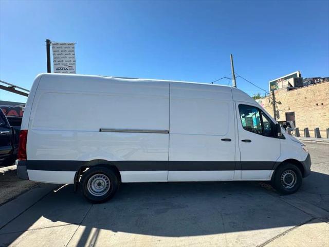 2022 Mercedes-Benz Sprinter 2500 High Roof I4