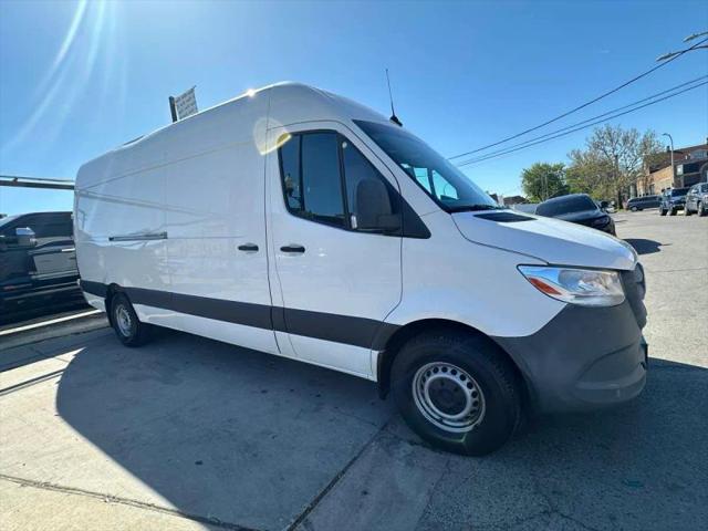2022 Mercedes-Benz Sprinter 2500 High Roof I4