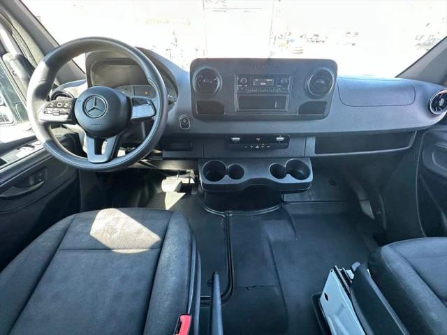 2022 Mercedes-Benz Sprinter 2500 High Roof I4