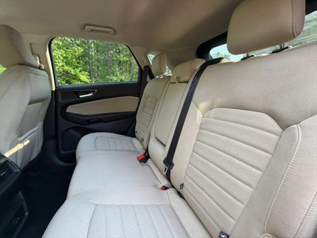 2021 Ford Edge SE