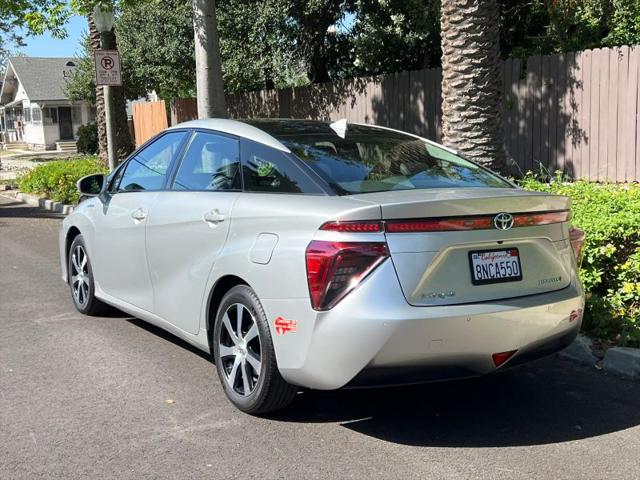 2017 Toyota Mirai Base