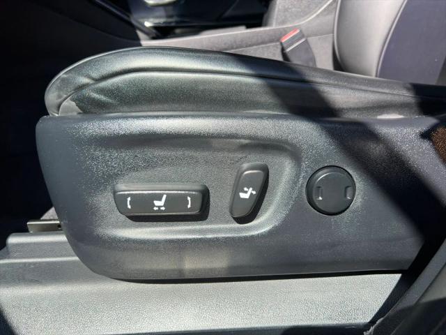 2017 Toyota Mirai Base