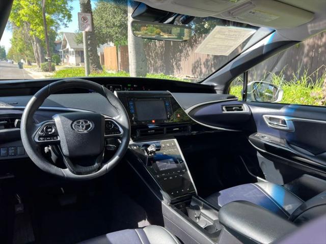 2017 Toyota Mirai Base