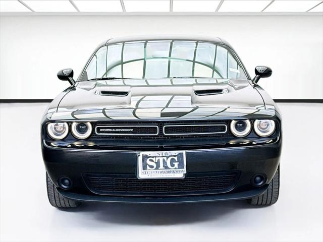 2022 Dodge Challenger SXT