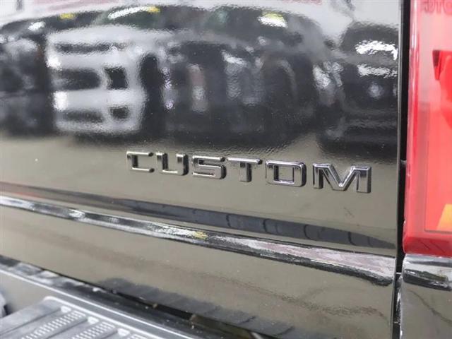 2021 Chevrolet Silverado 2500HD 4WD Double Cab Standard Bed Custom