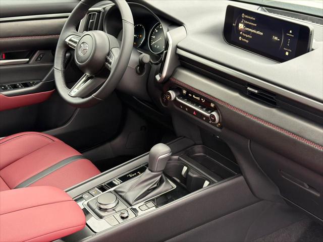 2026 Mazda CX-50 Hybrid Premium