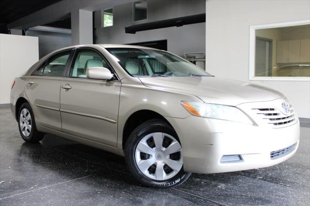 2009 Toyota Camry LE for sale in Lilburn, GA