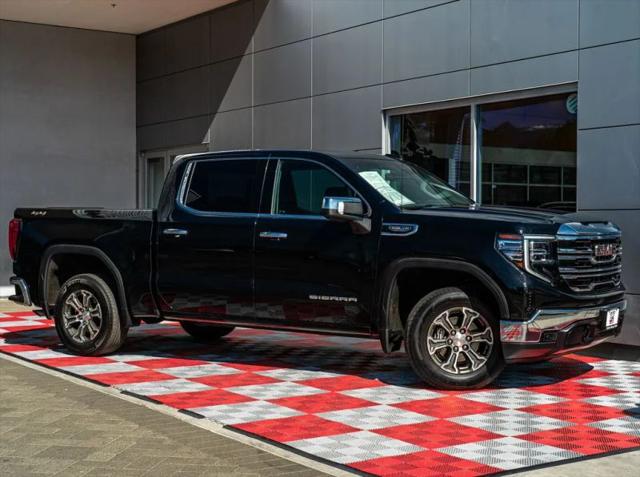 2024 GMC Sierra 1500 4WD Crew Cab Short Box SLT