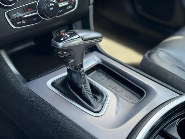 2022 Dodge Charger SXT RWD