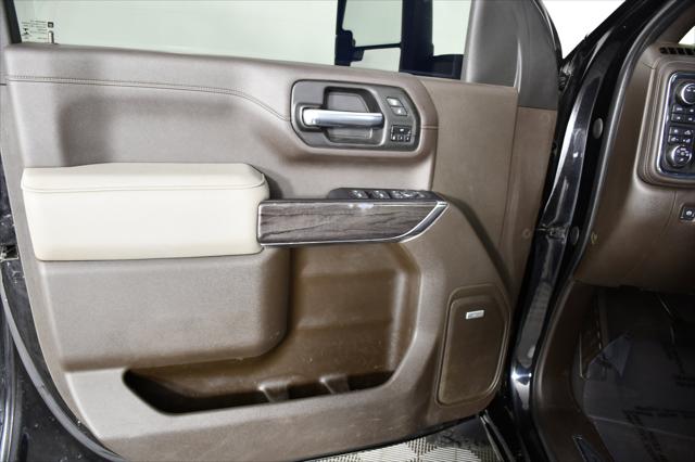 2022 Chevrolet Silverado 2500HD 4WD Crew Cab Standard Bed LTZ