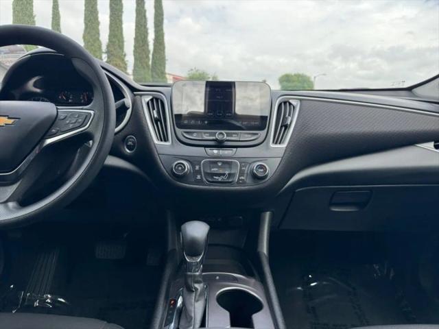 2021 Chevrolet Malibu FWD 1FL