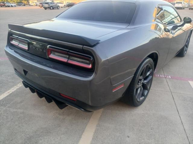 2021 Dodge Challenger SXT