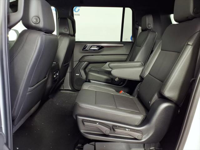 2026 Chevrolet Suburban LT, RWD