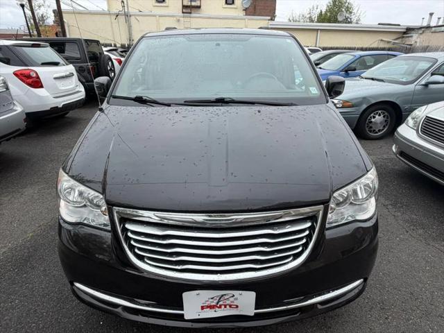 2015 Chrysler Town & Country Touring