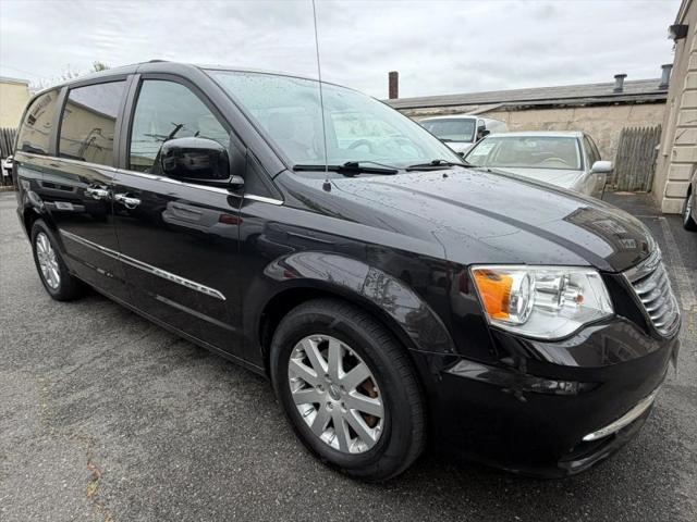 2015 Chrysler Town & Country Touring