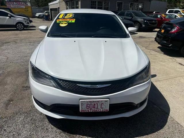 2015 Chrysler 200 S