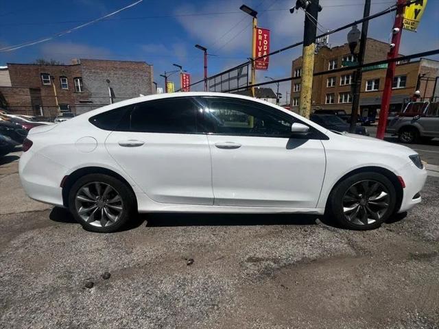2015 Chrysler 200 S