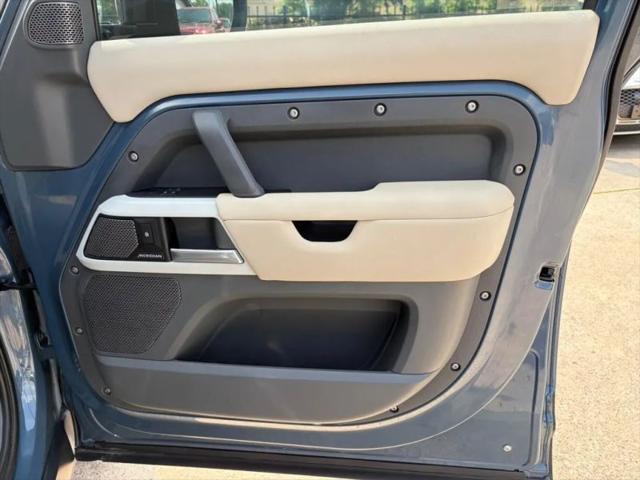 2020 Land Rover Defender 110 SE
