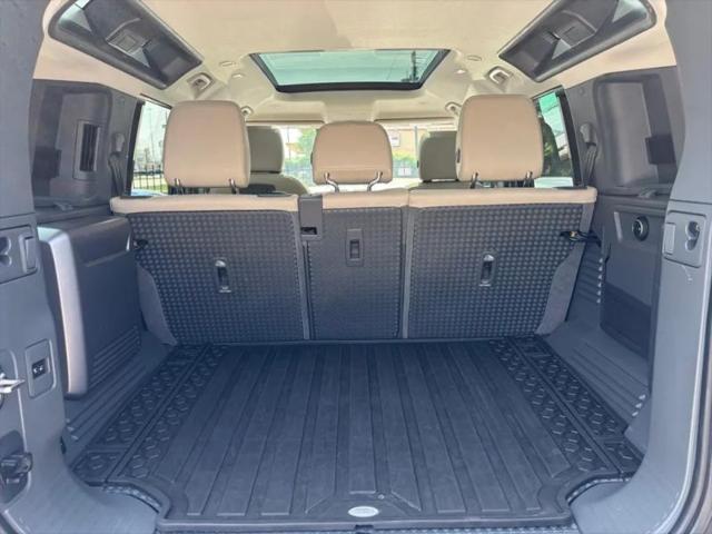 2020 Land Rover Defender 110 SE