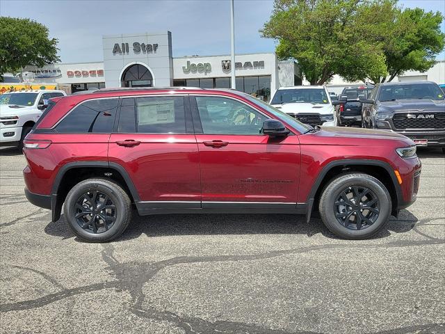 2026 Jeep Grand Cherokee Altitude 4x4